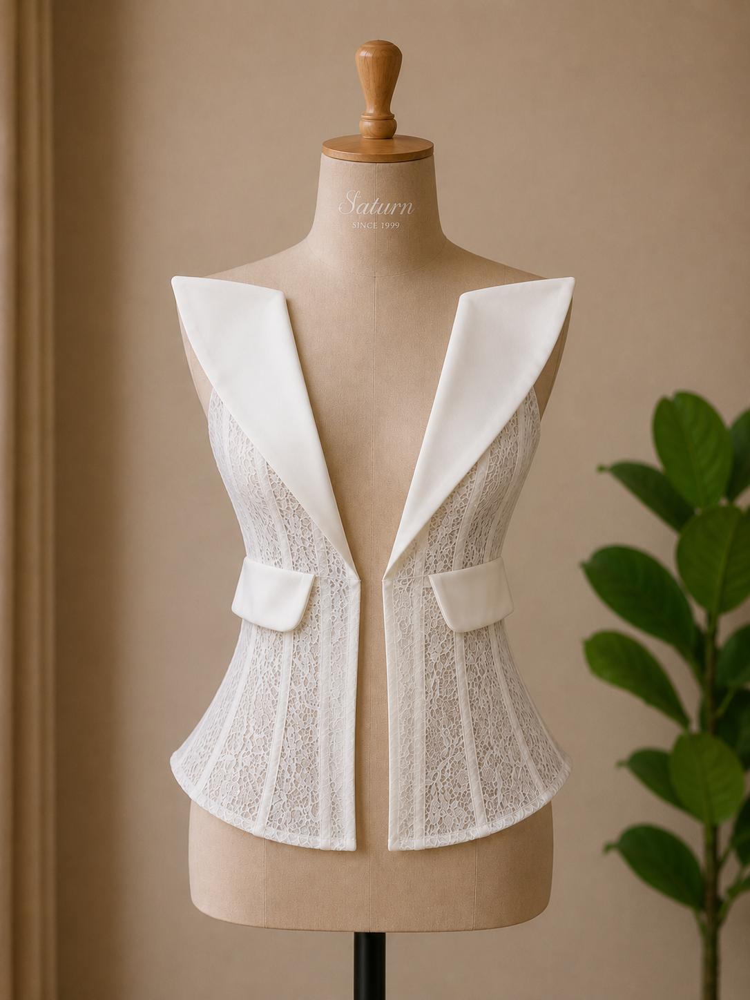 Corset Elegant din Dantela cu Rever Amplu – Design Modern de Ocazie M29
