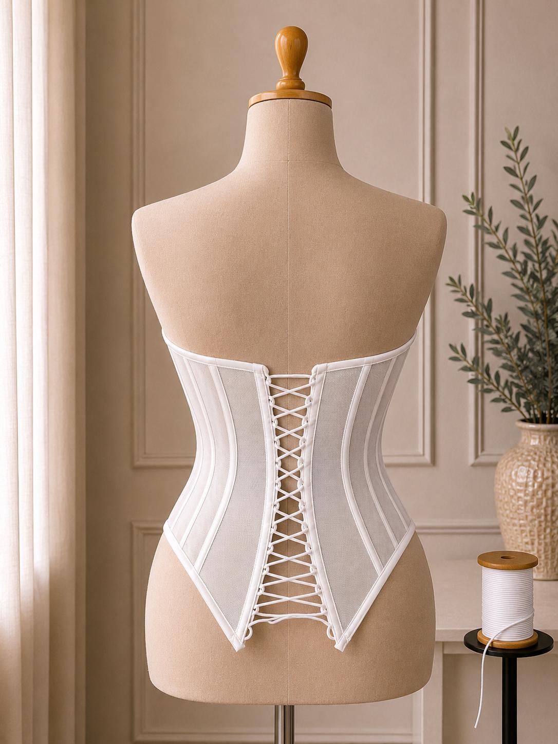 Corset elegant din tul si croiala ce evidentiaza talia M37