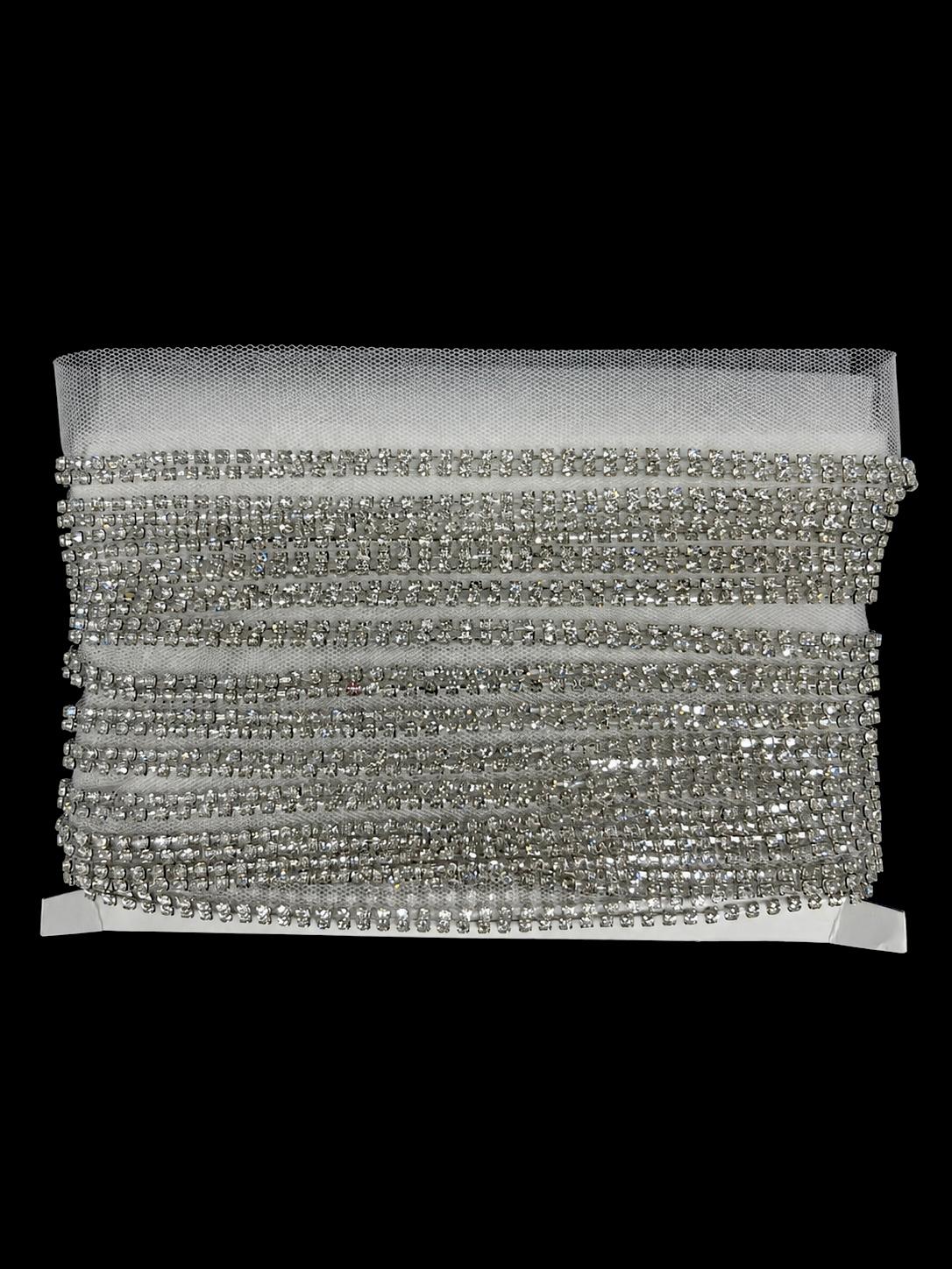 Banda decorativa cu strasuri pe tull, model 0861\la metru\2,5 cm \ dimensiunea pietrei ss18-4,5 mm