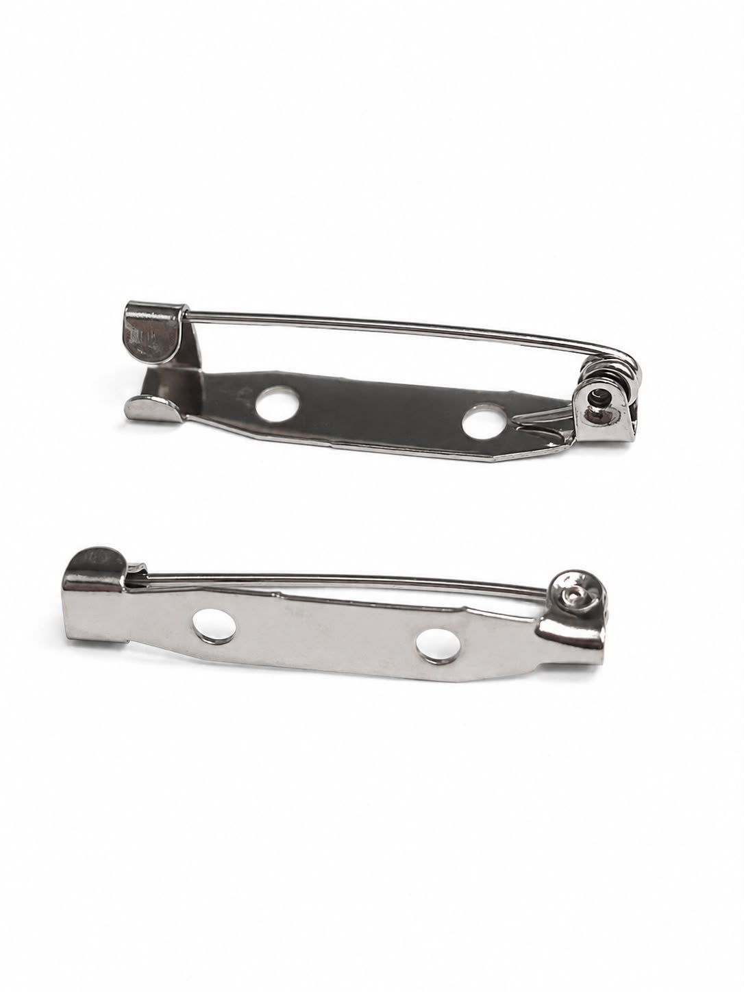 Ace de brosa metalice cu doua orificii – Nickel – 15,20, 25 si 30 mm