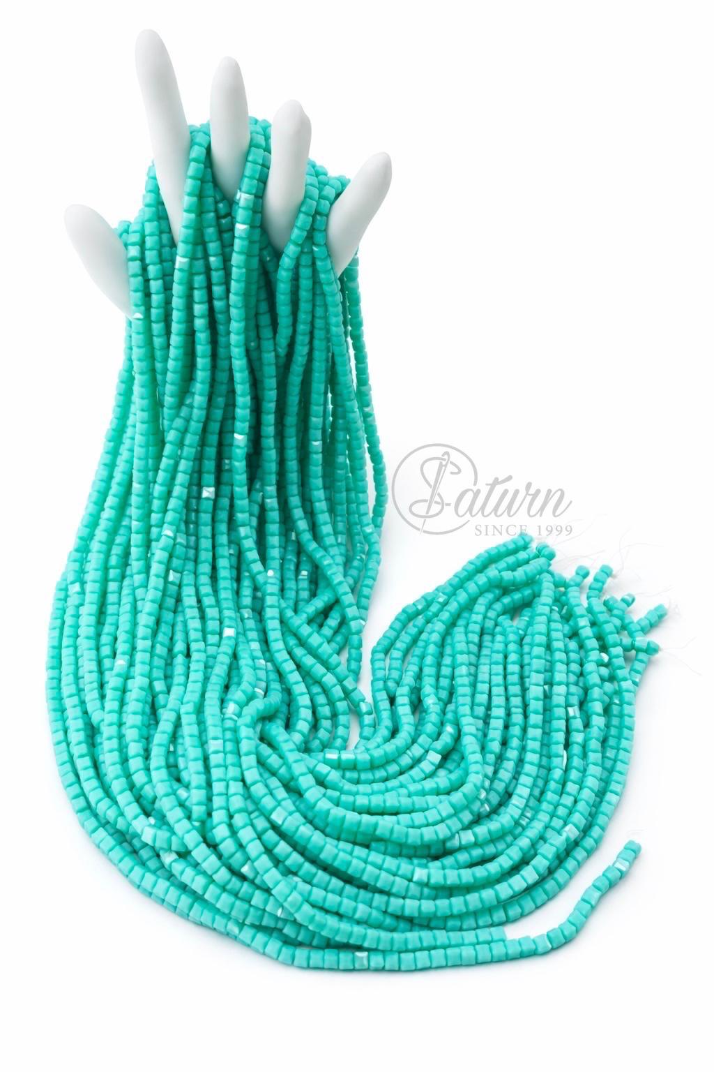 Sirag de margele/perle din sticla patrate 4mm diverse culori handmade/aprox 100 margele