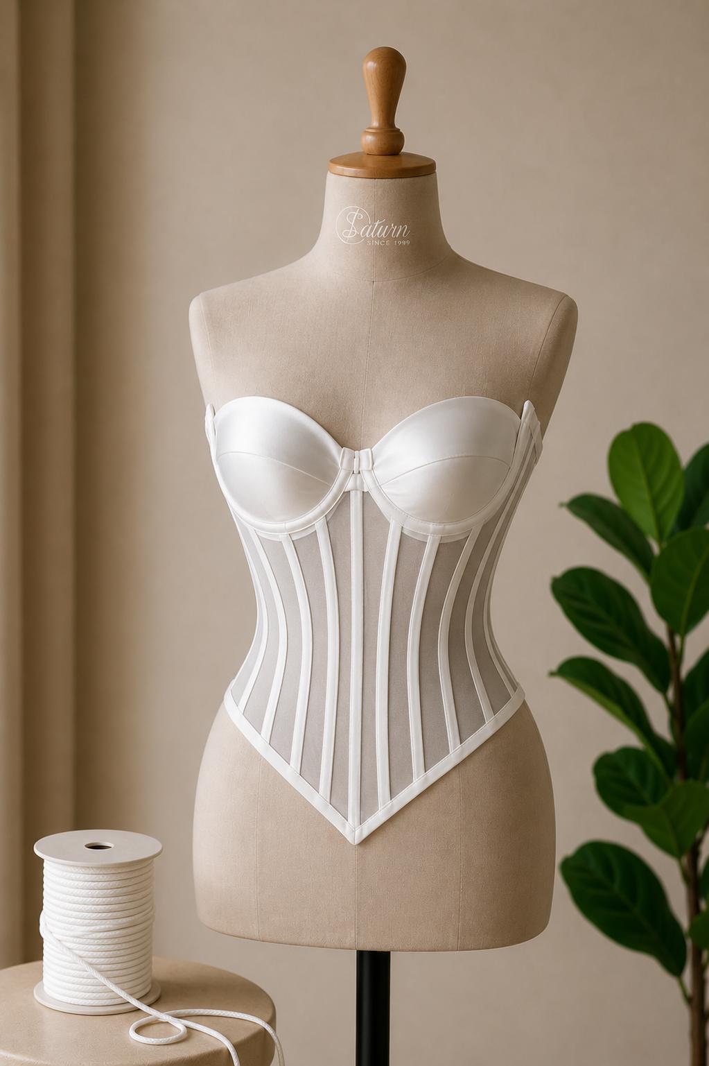 Corset dama cu cupe si decolteu sweetheart M7 + snur