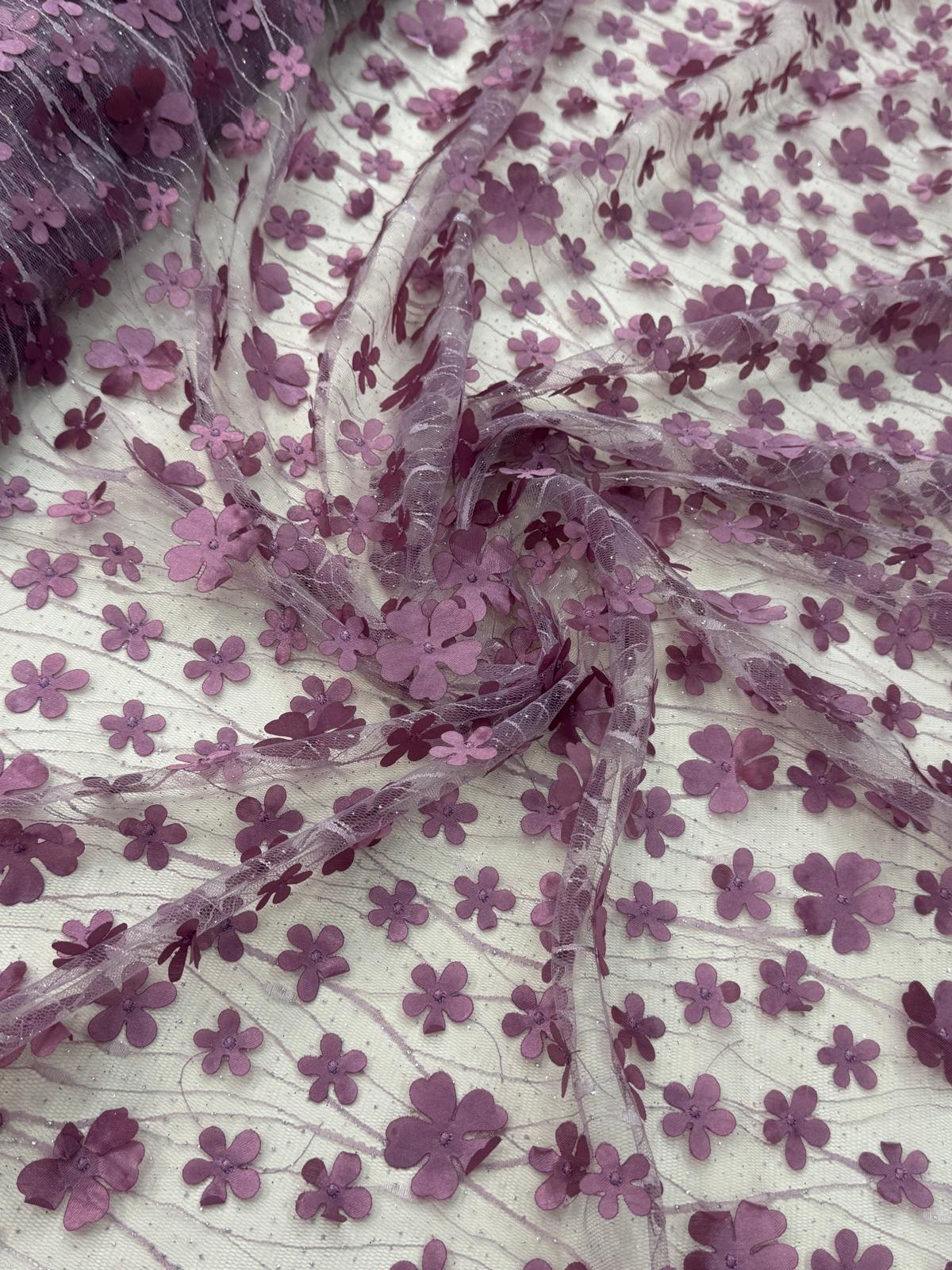 Tull brodat cu floricele 3D si sclipici– 150 cm latime, material elegant la metru