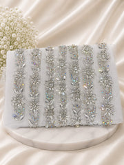 Strasuri de cusut pe tull argintii,  – aplicatie decorativa cu flori si cristale model GO 1237\la metru\3,3 cm