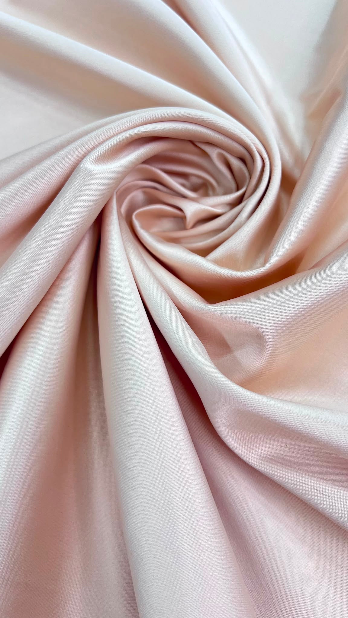 Tafta Premium Elastica 240 g – Latime 150 cm – Material la Metru, Diverse Culori