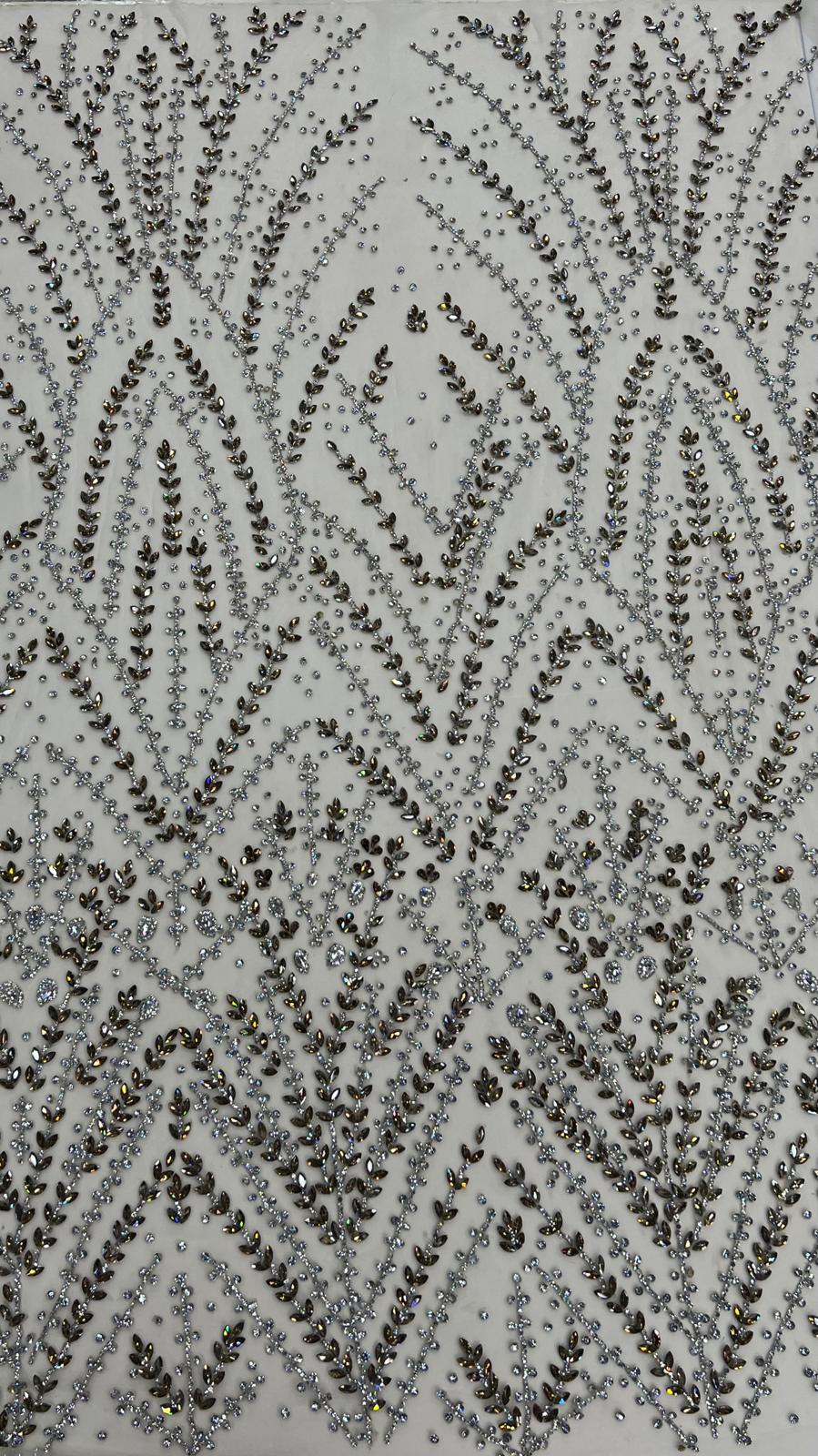 Broderie premium pe tul cu cristale si margele Nude, latime 140 cm\la metru - Model J1 3433