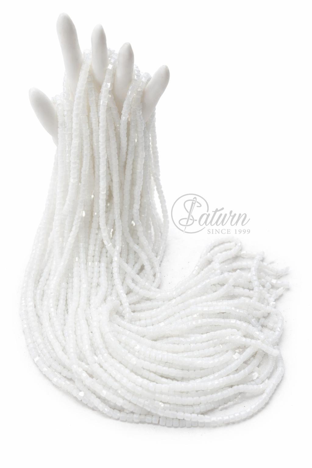 Sirag de margele/perle din sticla patrate 4mm diverse culori handmade mercerie saturn 