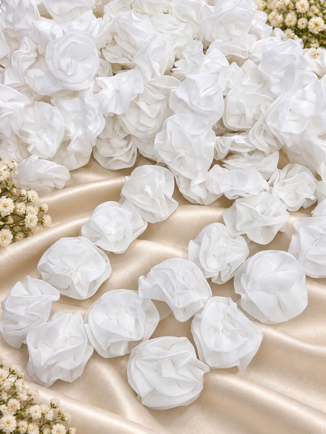 Banda Decorativa Cu Flori 3D Pe Tulle La Metru