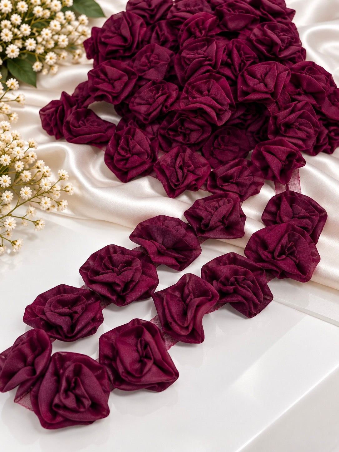 Banda Decorativa Cu Flori 3D Pe Tulle La Metru