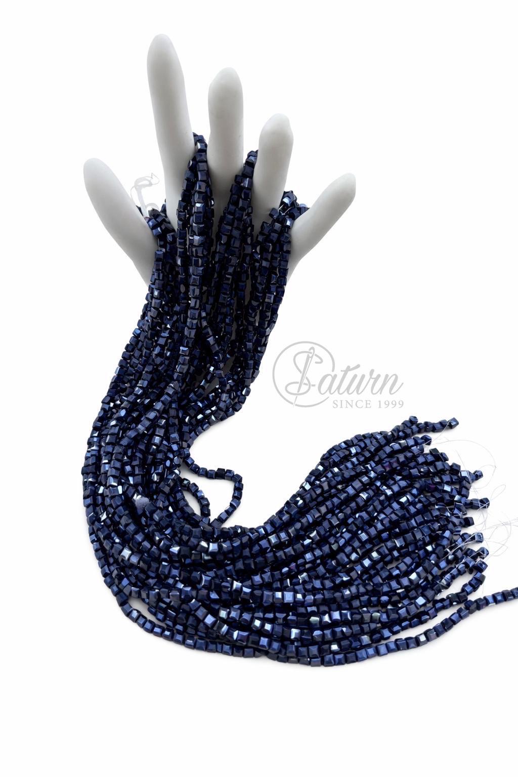 Sirag de margele/perle din sticla patrate 4mm diverse culori handmade mercerie saturn 