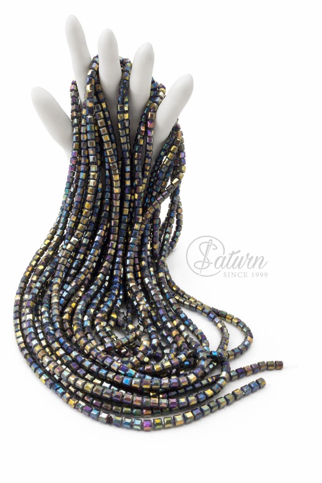 Sirag de margele/perle din sticla patrate 4mm diverse culori handmade mercerie saturn 