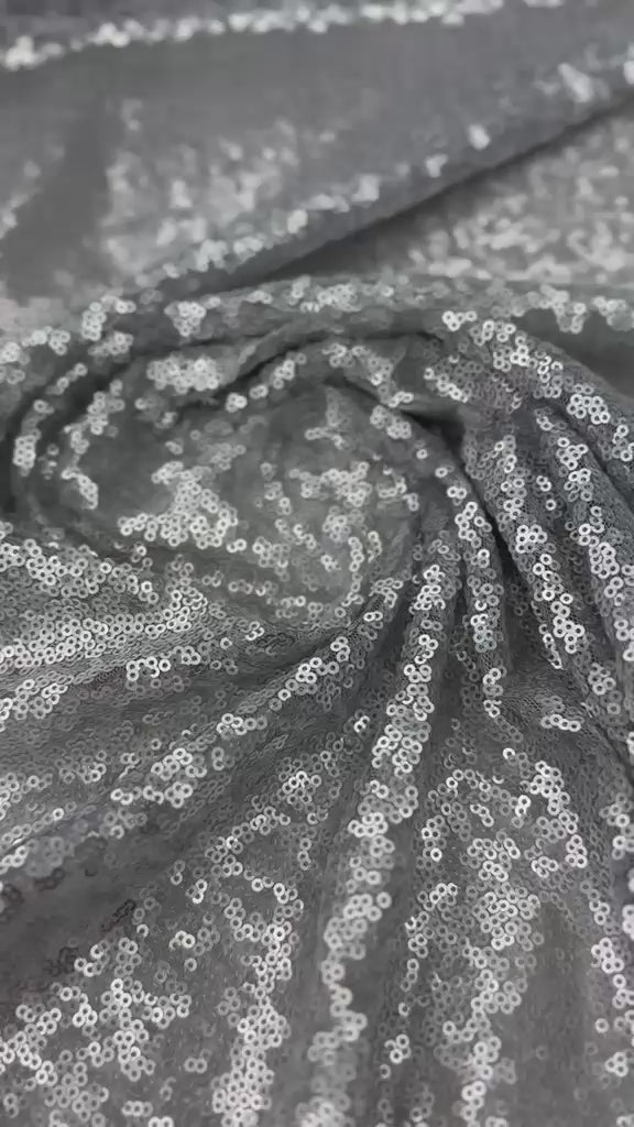 Încărcați videoclipul: Material Elegant cu Paiete Stralucitoare pentru Rochii Couture 140cm/la metru