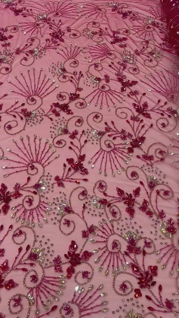 Încărcați videoclipul: Broderie Luxury 