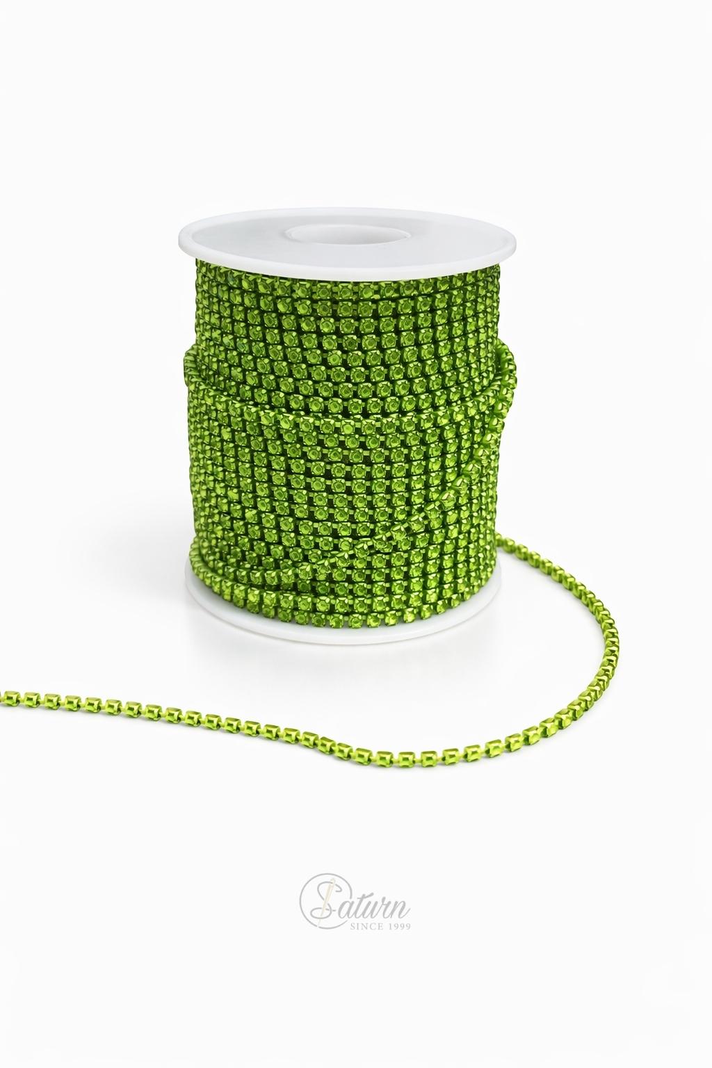 Lant cu strasuri SS12 la metru – strasuri decorative pentru haine si accesorii mercerie saturn 