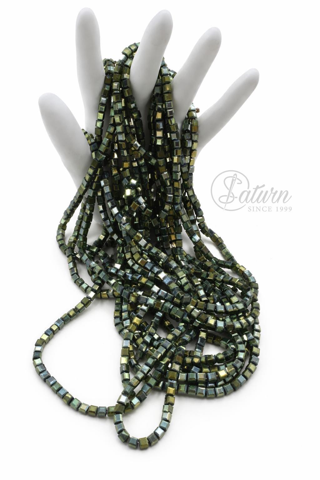 Sirag de margele/perle din sticla patrate 4mm diverse culori handmade mercerie saturn 